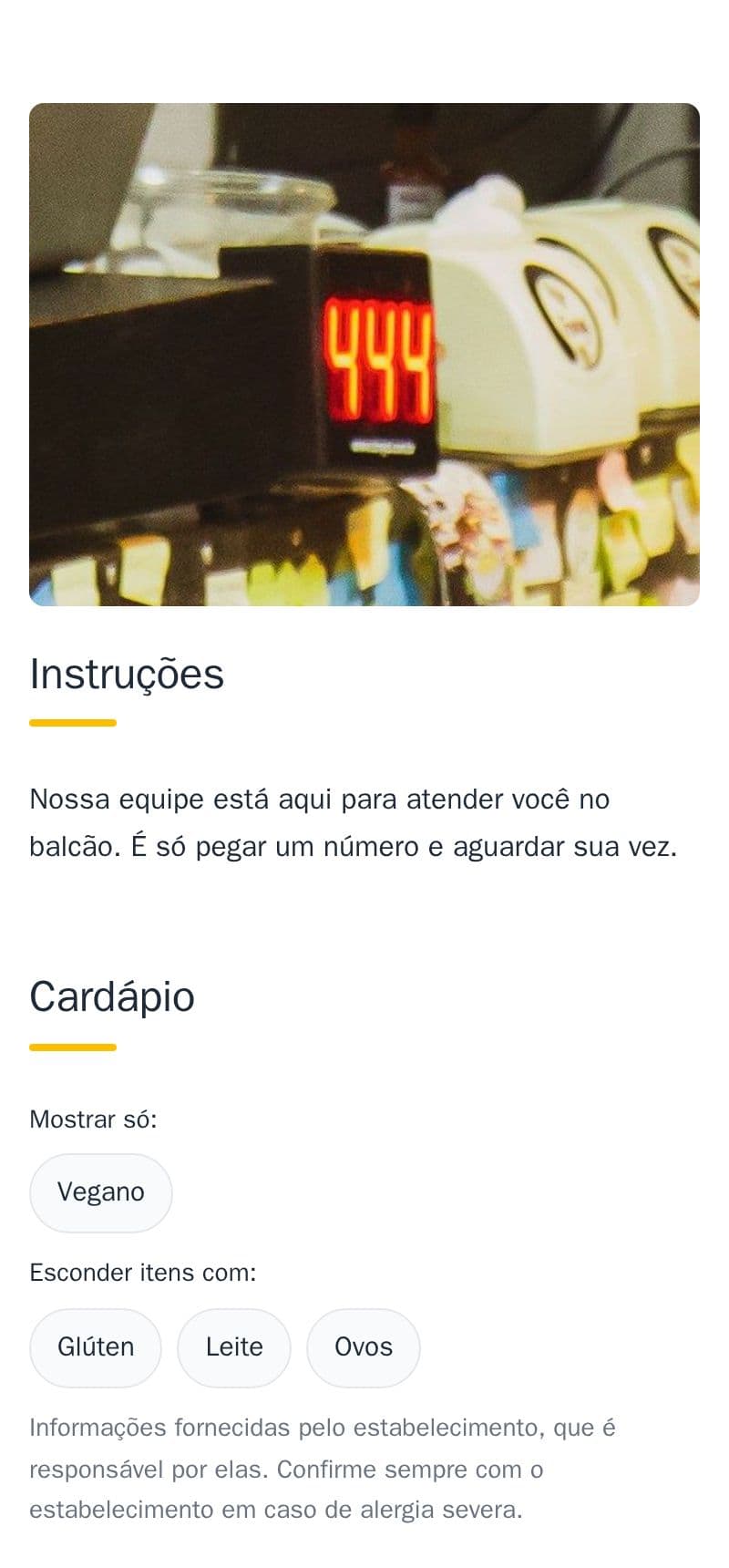 Um bloco de destaque com foto no site do food truck de exemplo
